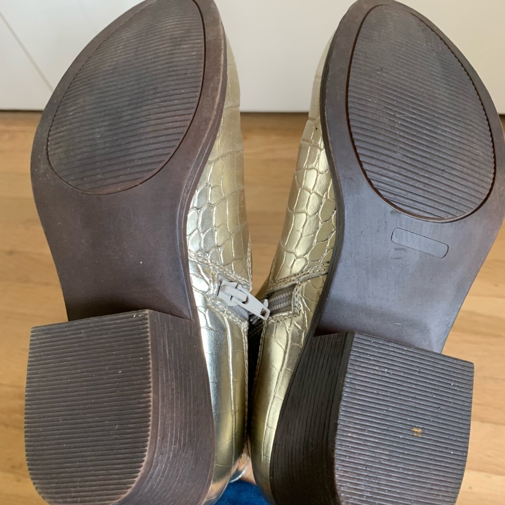 Gold Booties - Picture 5 of 6